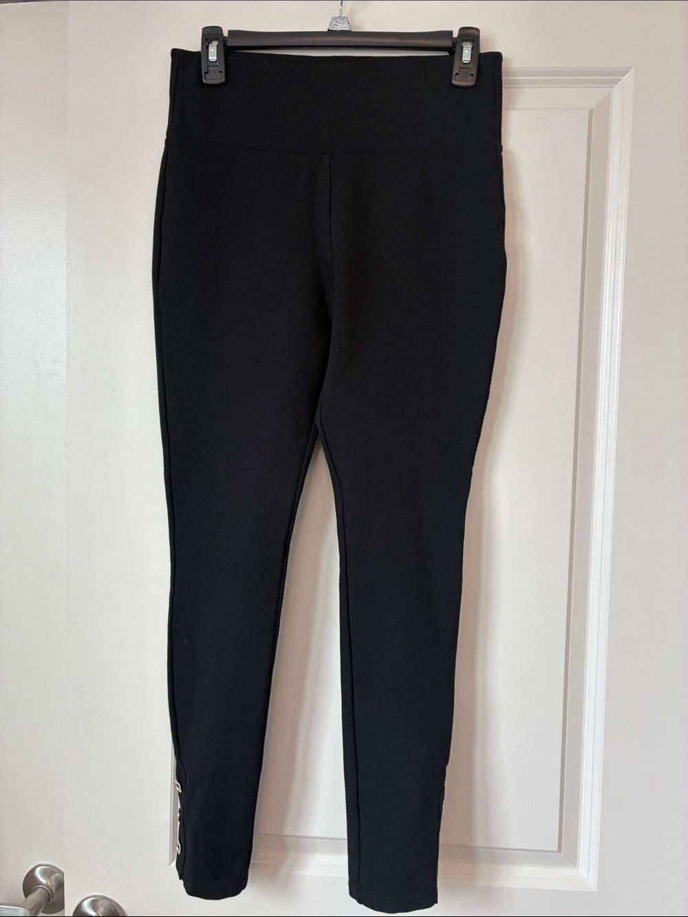 Romeo & Juliet Couture Black High-Waist Leggings